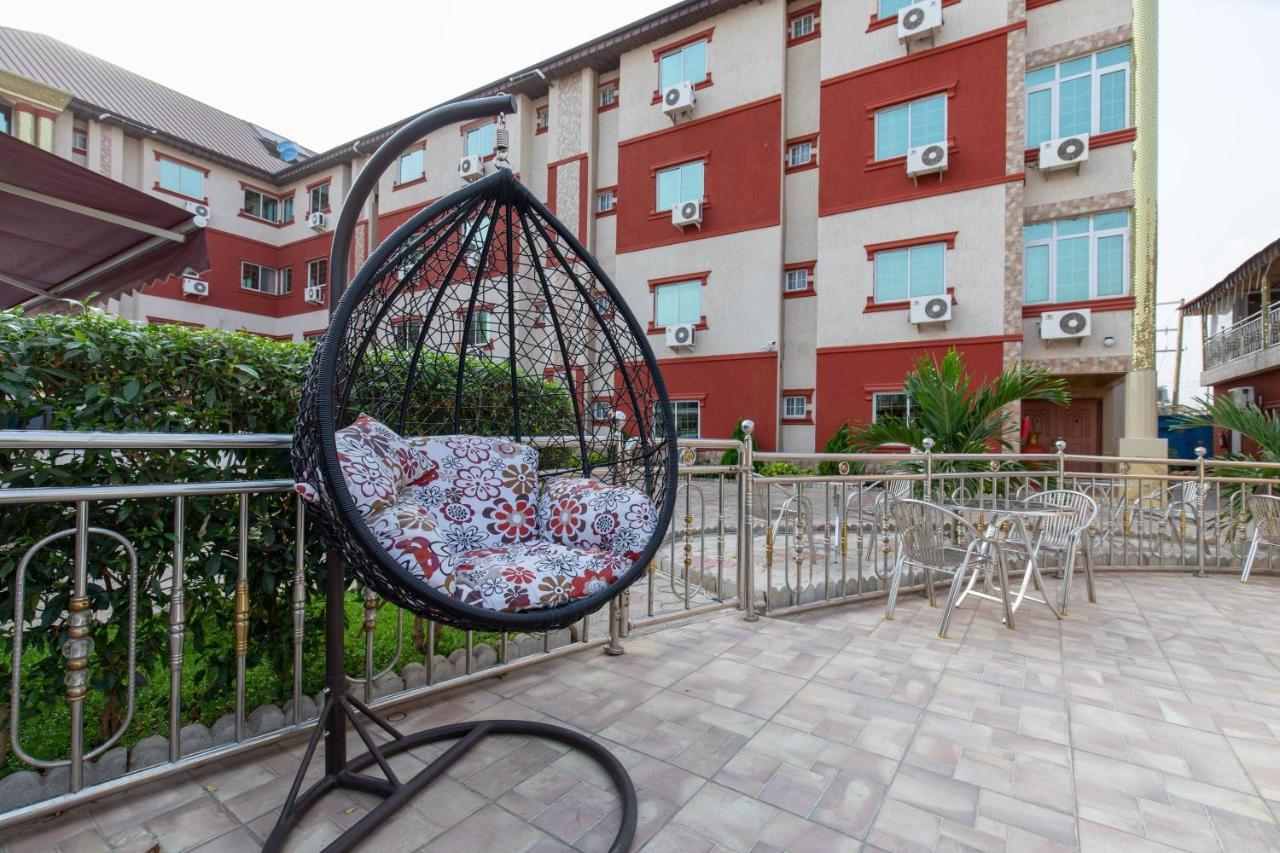 Ag Hotel And Suites Ogbodjo 외부 사진