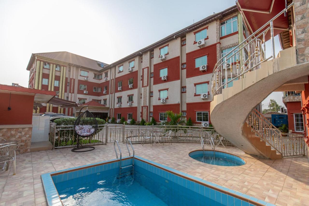 Ag Hotel And Suites Ogbodjo 외부 사진